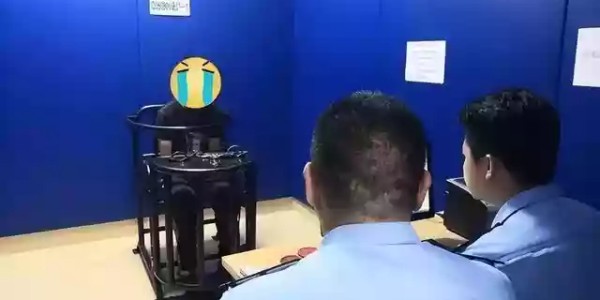 乐鱼体育下载-回顾“91女神”琪琪：五官出众，却因天真让自己“受伤”